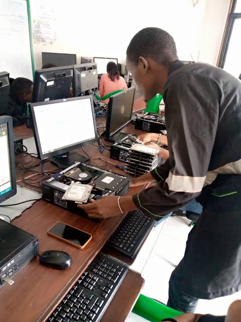 Computers repair